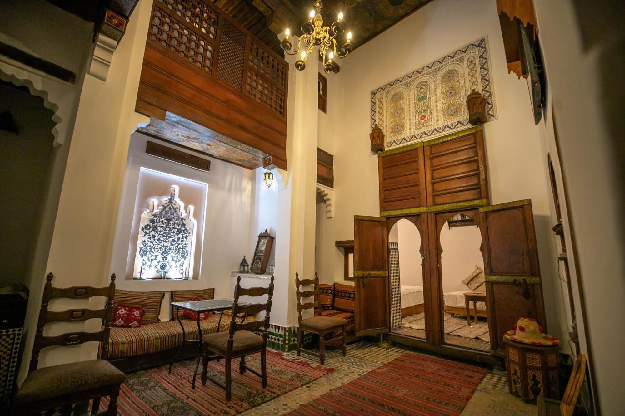 Dar Authentic Fes - Familly Hosting Bed & Breakfast Exterior foto
