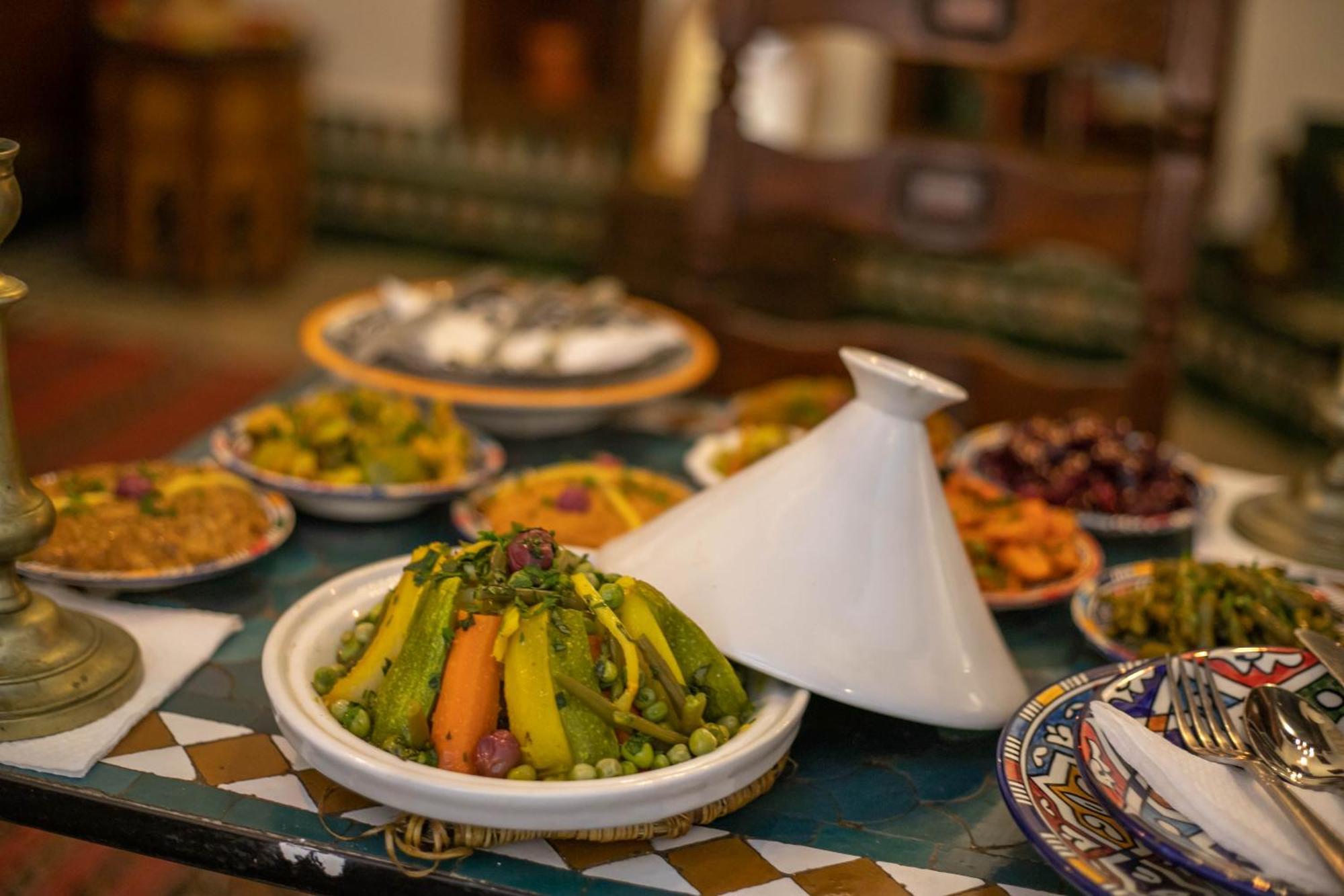 Dar Authentic Fes - Familly Hosting Bed & Breakfast Exterior foto