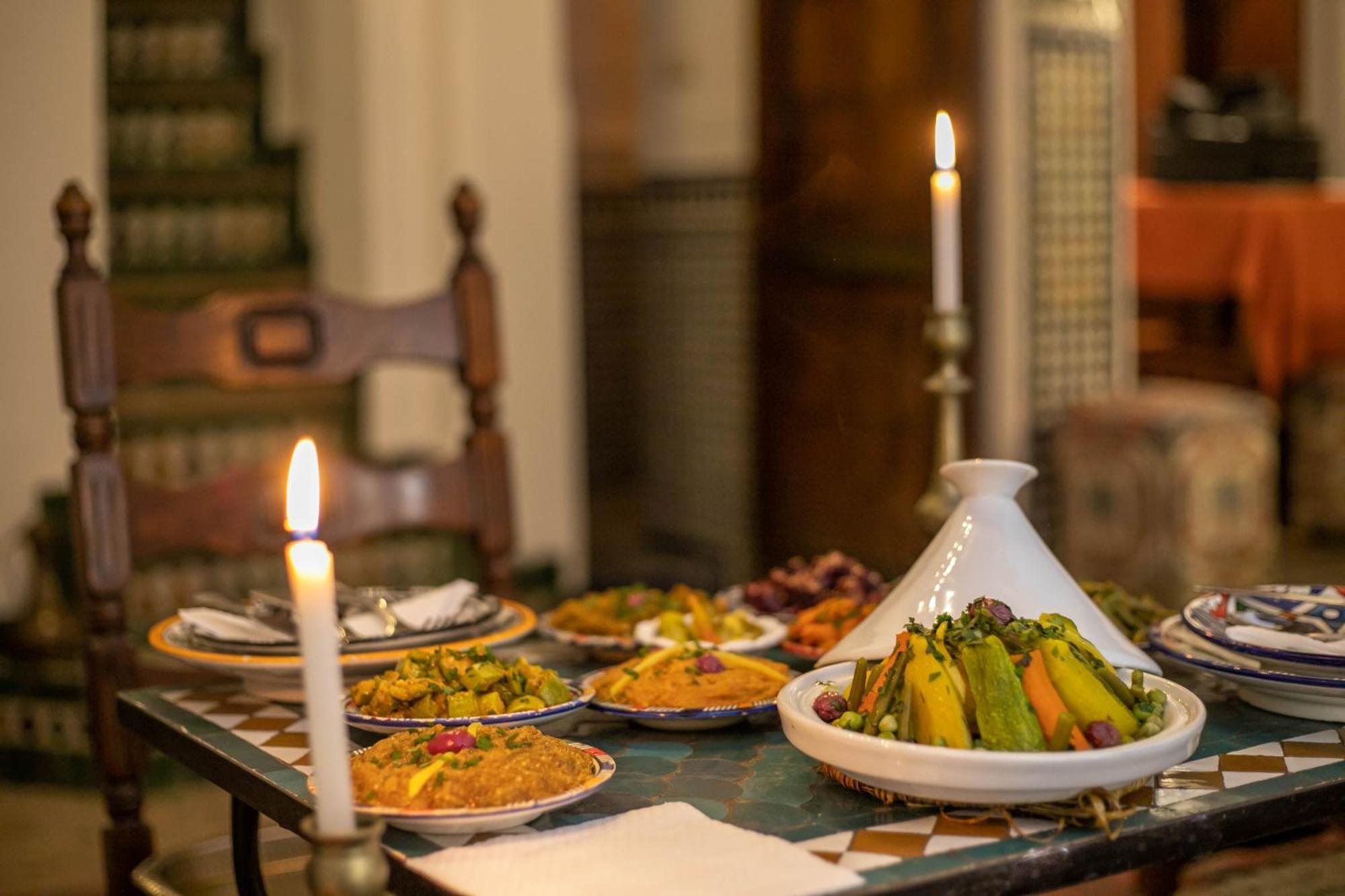 Dar Authentic Fes - Familly Hosting Bed & Breakfast Exterior foto