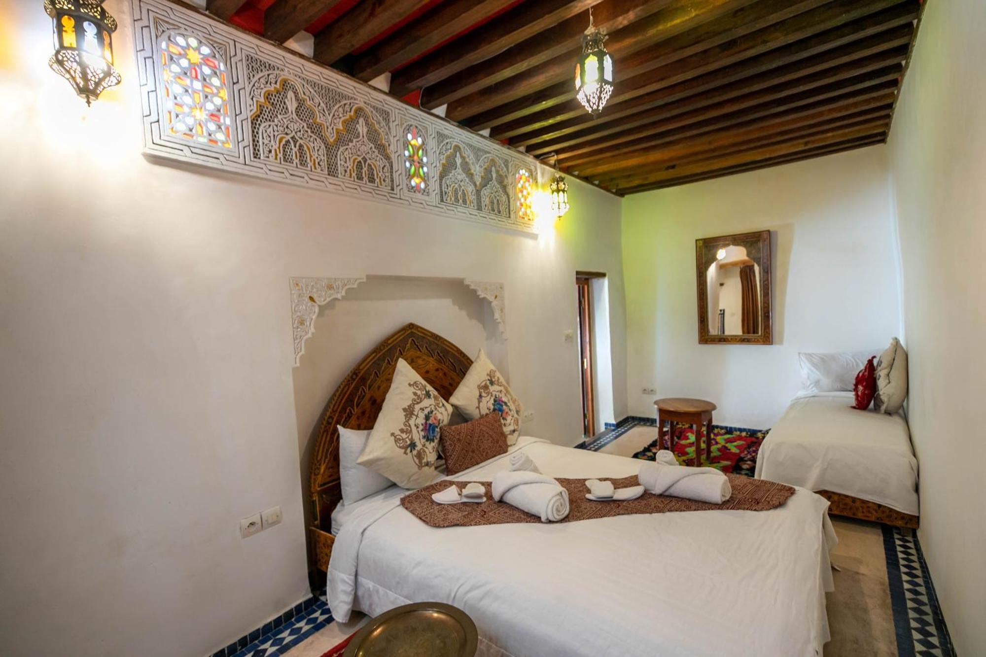 Dar Authentic Fes - Familly Hosting Bed & Breakfast Exterior foto