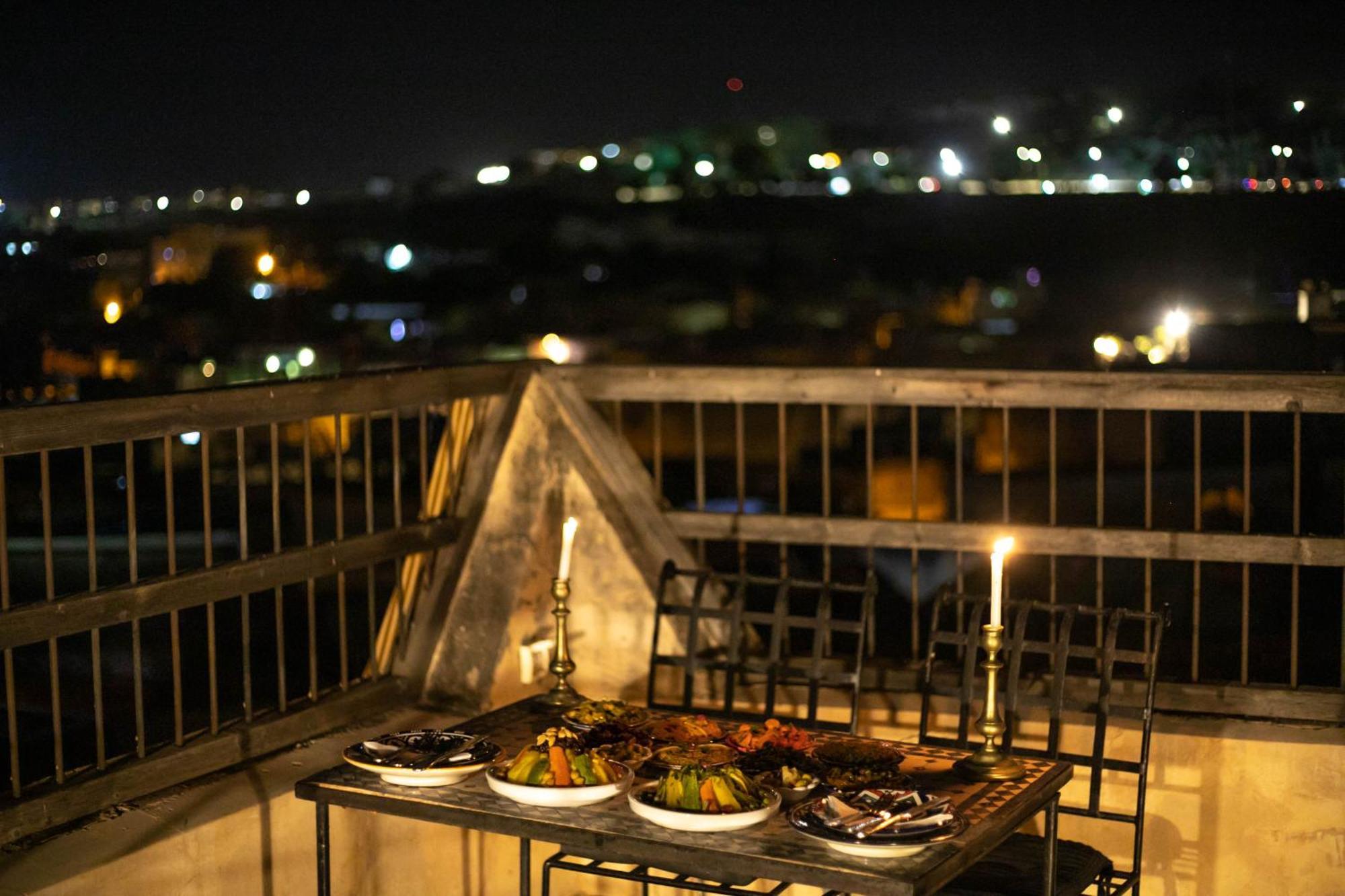 Dar Authentic Fes - Familly Hosting Bed & Breakfast Exterior foto