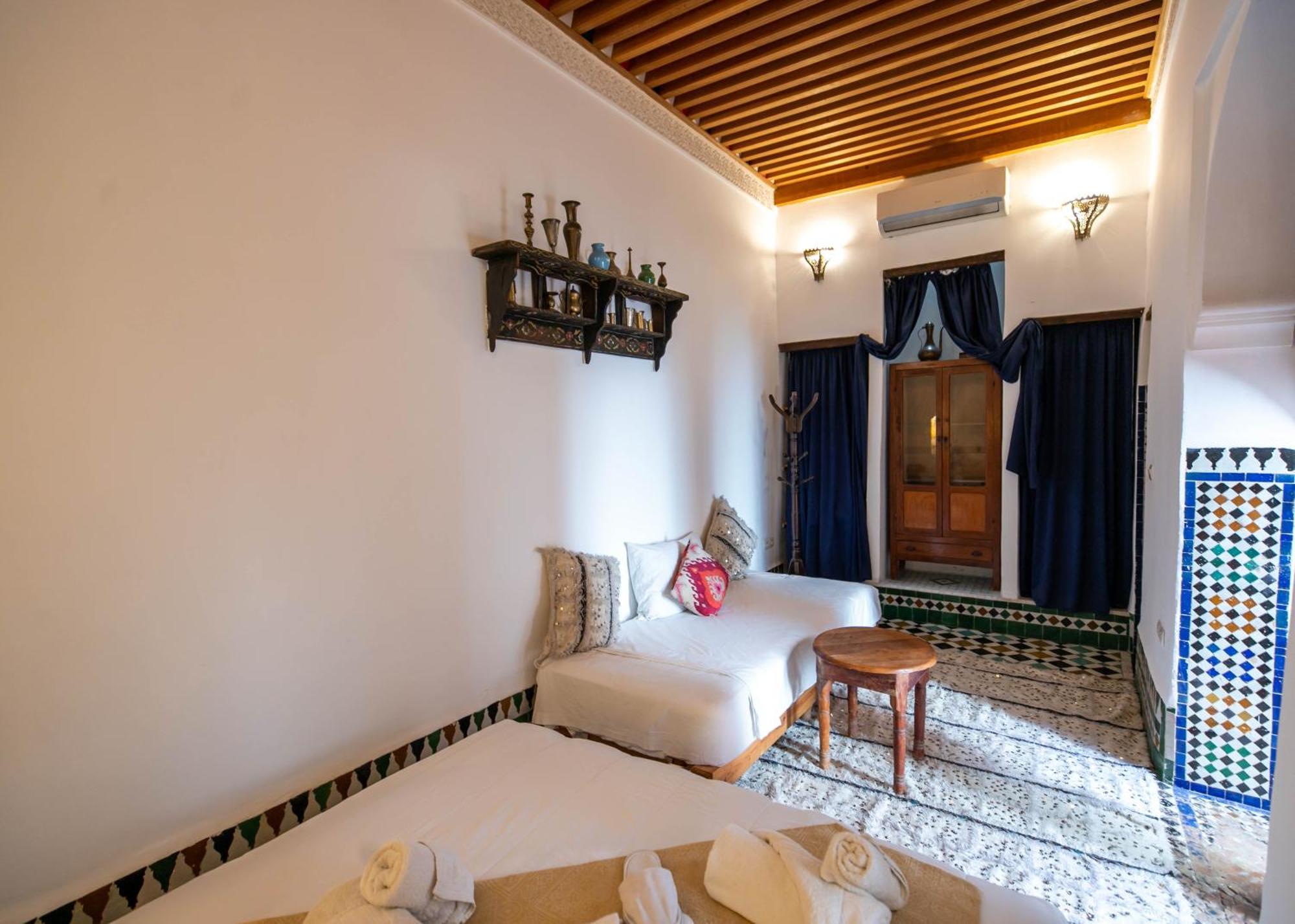 Dar Authentic Fes - Familly Hosting Bed & Breakfast Exterior foto
