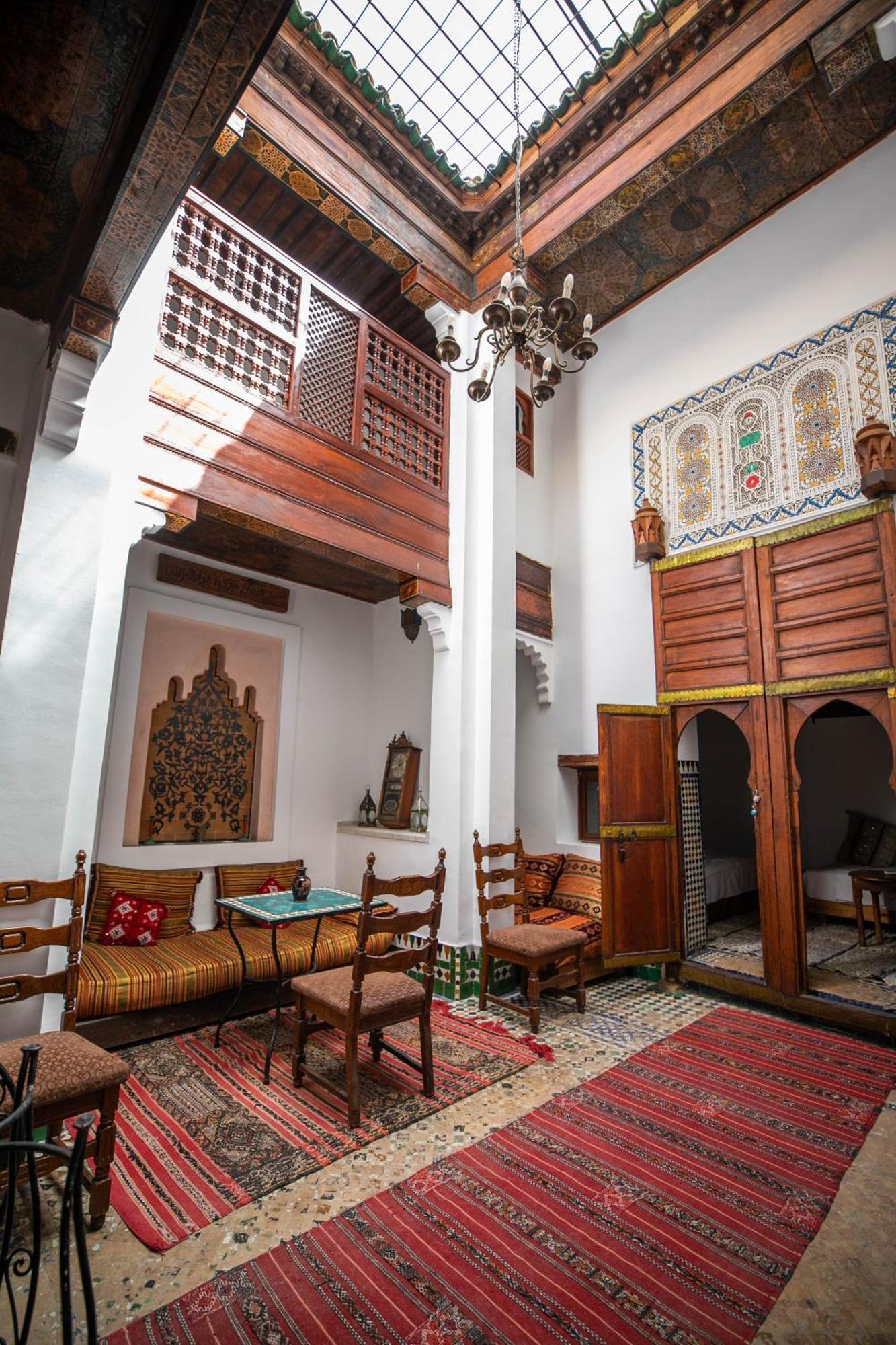 Dar Authentic Fes - Familly Hosting Bed & Breakfast Exterior foto